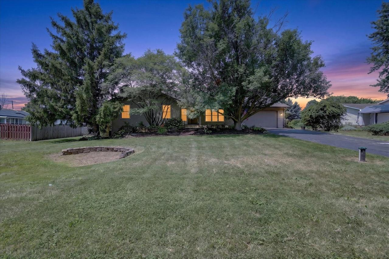 6370 Broadview Ave., Belvidere, IL 61008