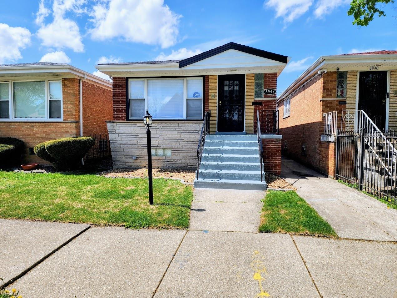 8942 S Union Ave., Chicago, IL 60620