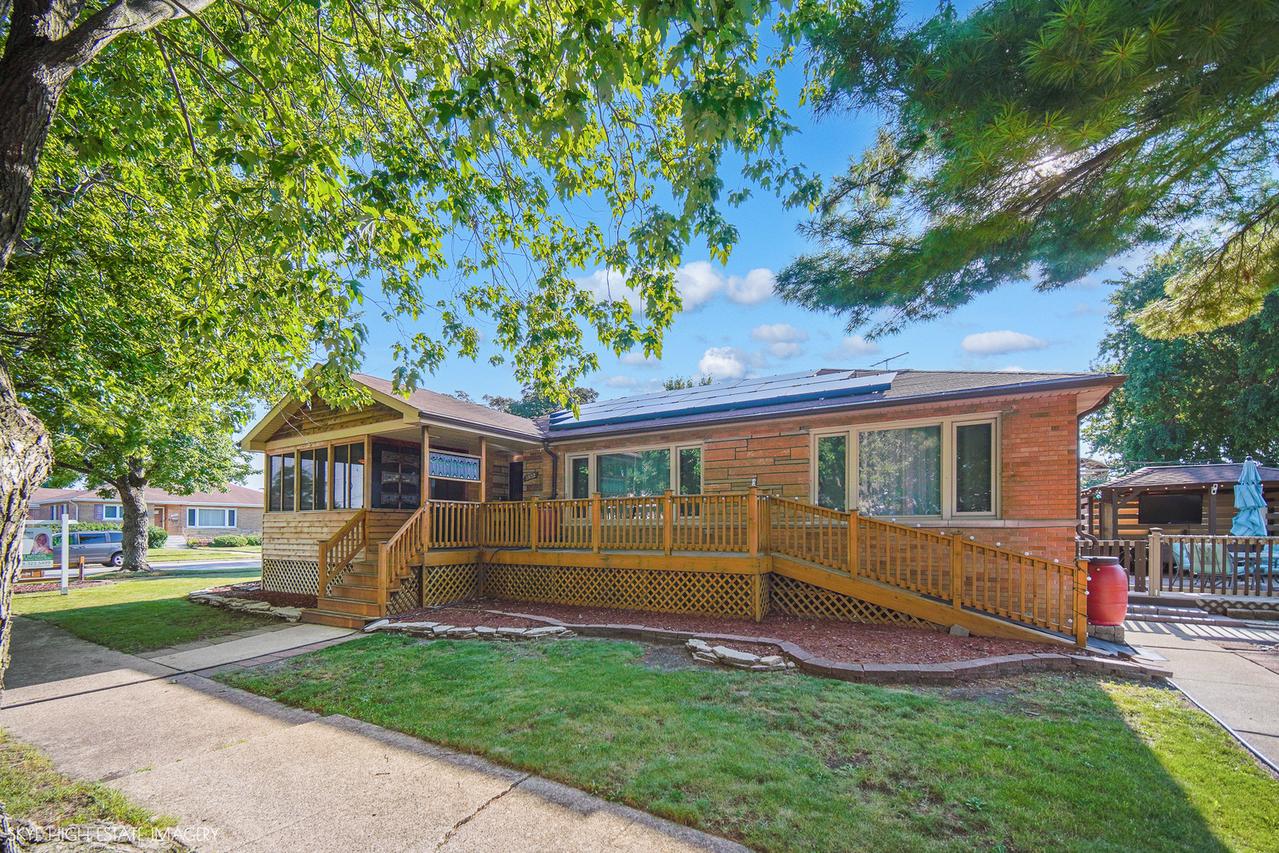 3032 W 100th Pl., Evergreen Park, IL 60805