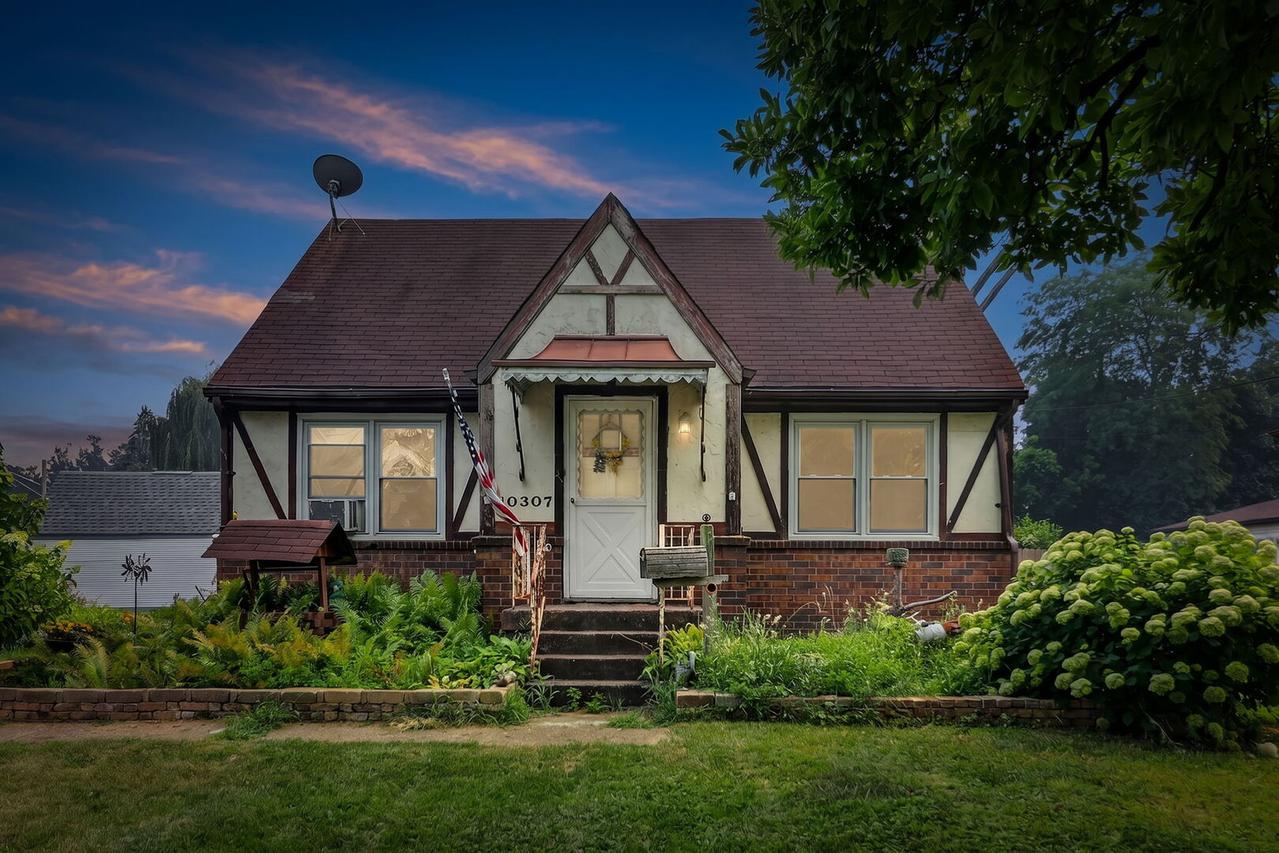 10307 Dickens Ave., Melrose Park, IL 60164