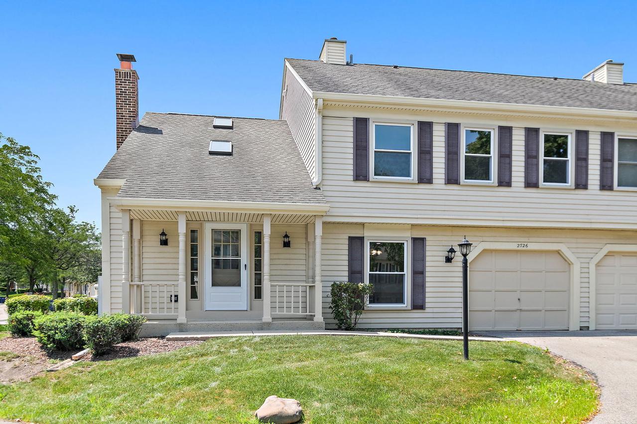 2726 College Hill Cir., Schaumburg, IL 60173