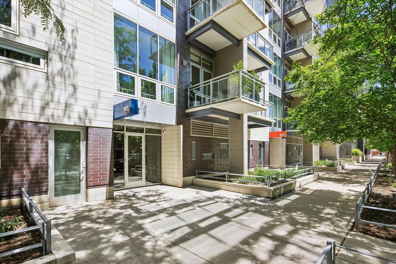 1124 W Adams St. #5E, Chicago, IL 60607