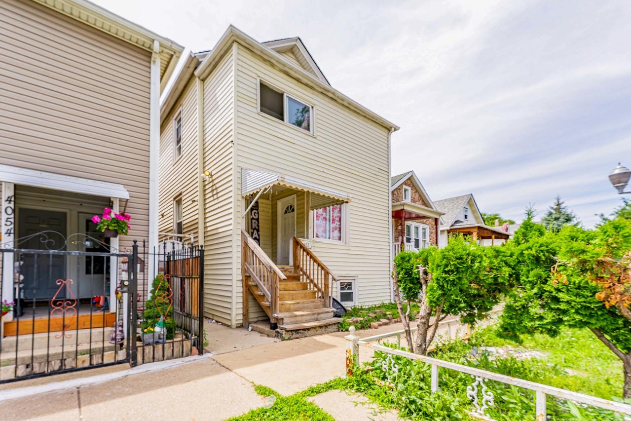 4052 S Campbell Ave., Chicago, IL 60632