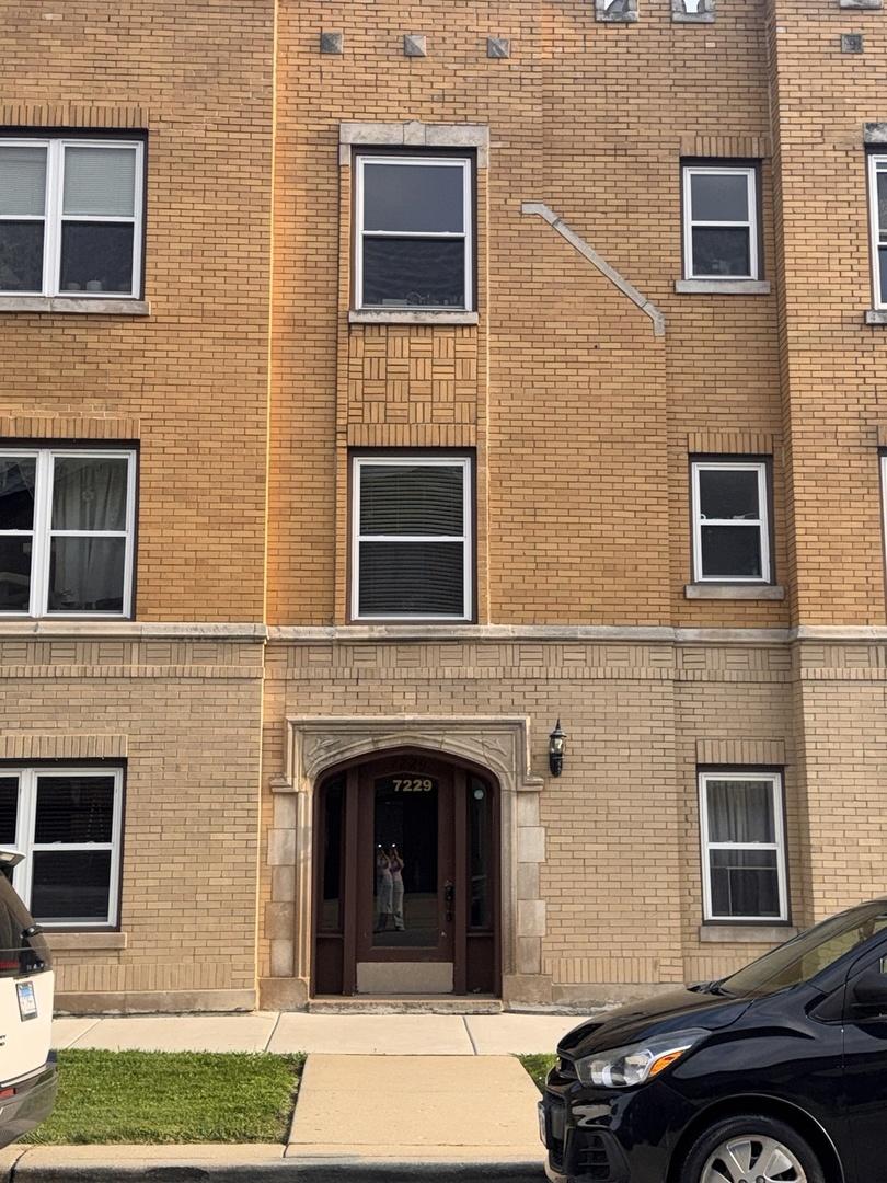 7229 W Palmer St. #G, Elmwood Park, IL 60707