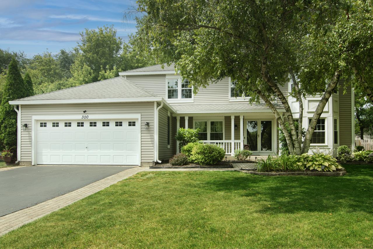 300 Hampton St., Cary, IL 60013