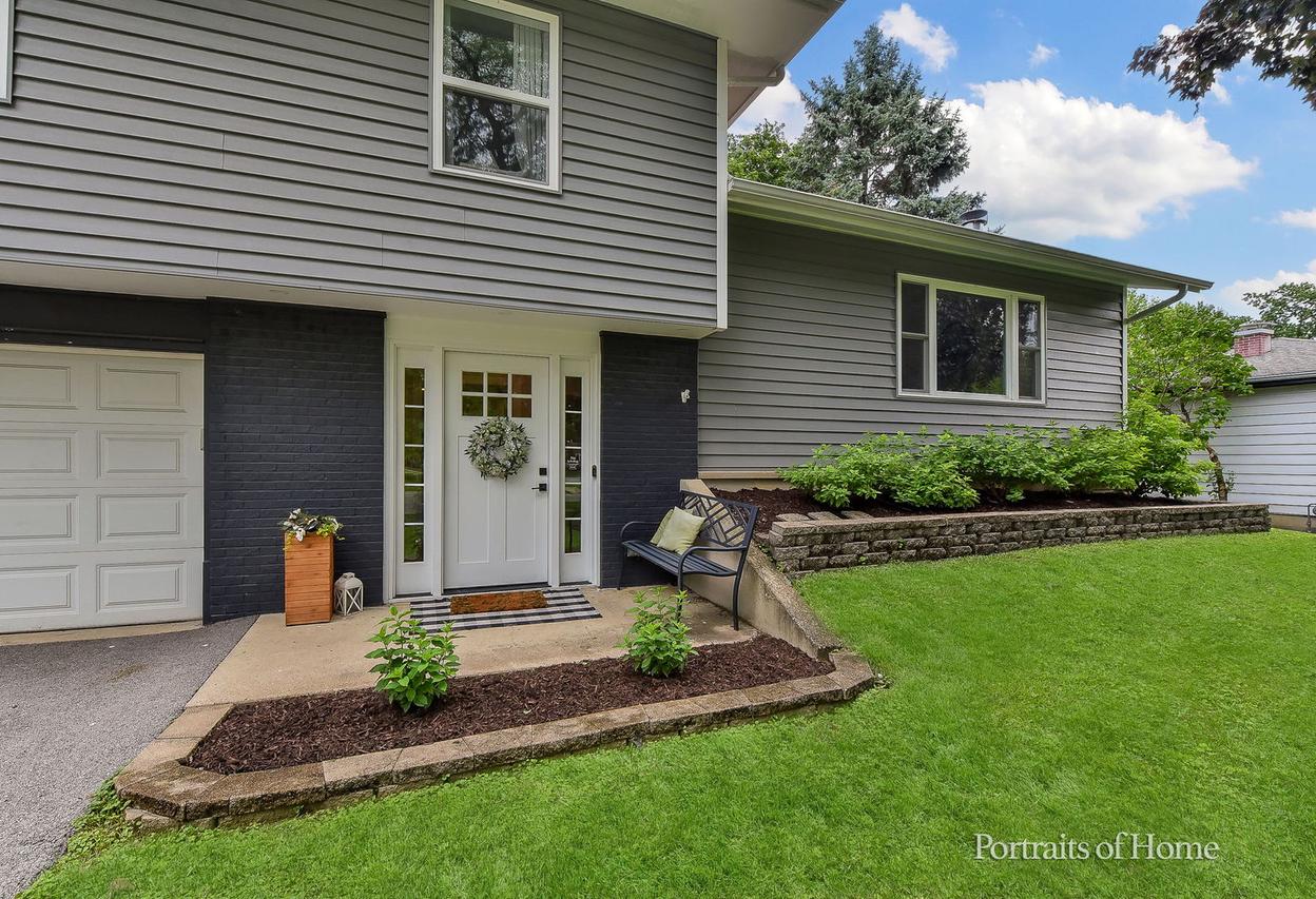 30W172 Claymore Ln., Naperville, IL 60563