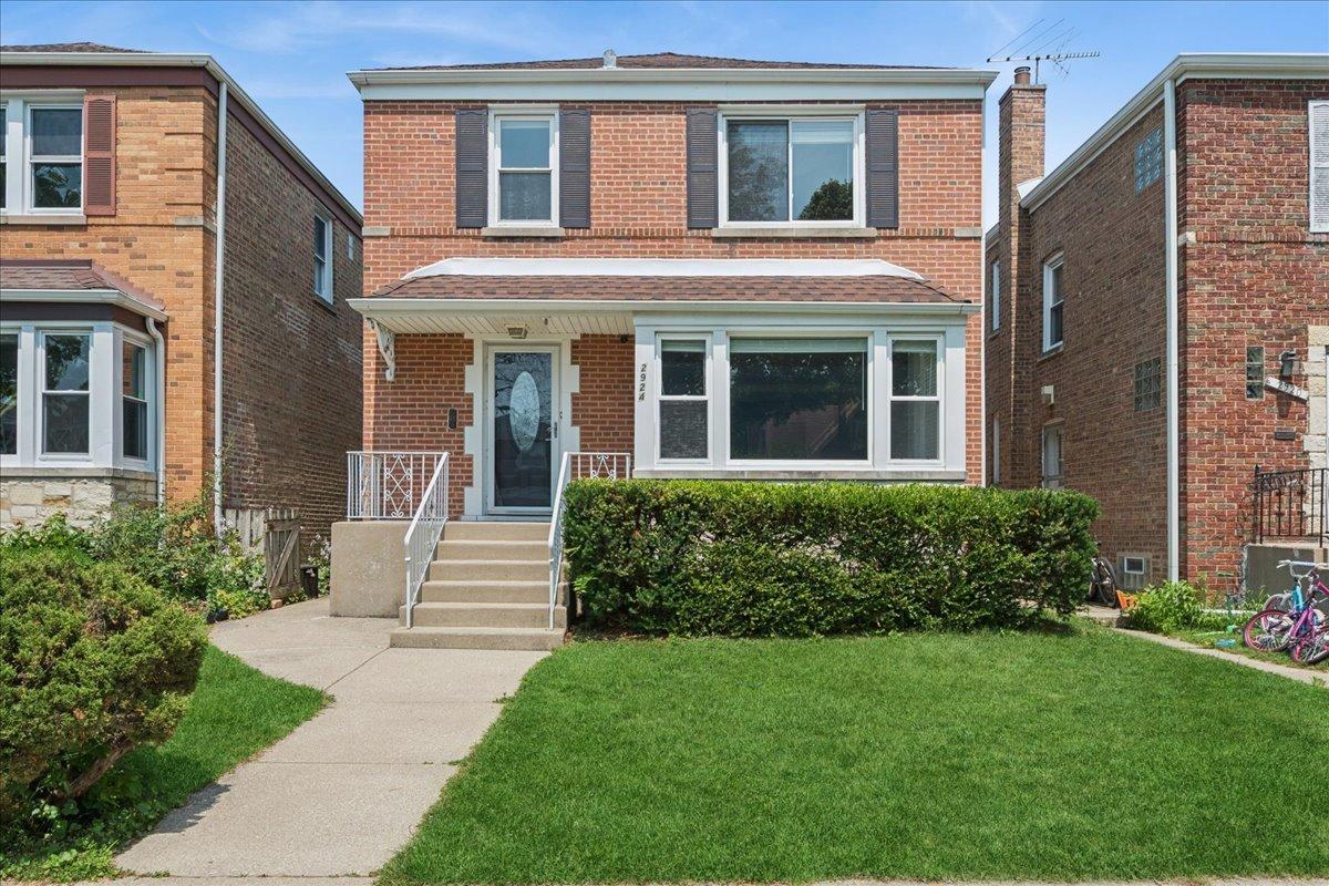 2924 W Jerome St., Chicago, IL 60645