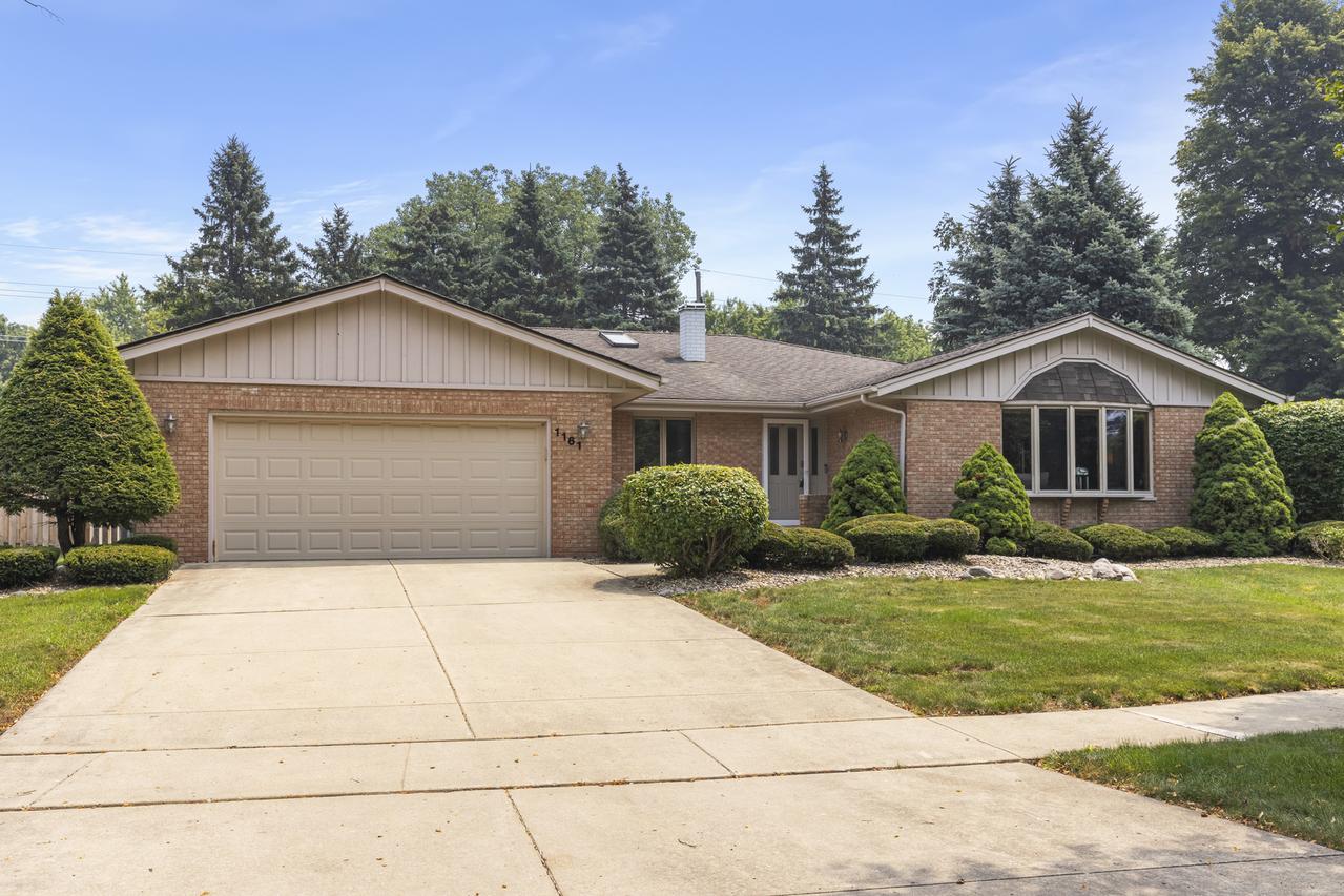 1161 Wakefield Ln., Bartlett, IL 60103