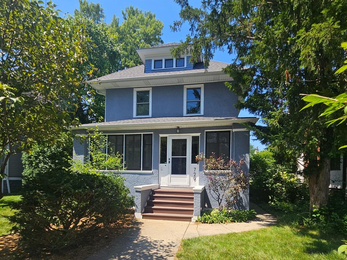 729 N Grove Ave., Oak Park, IL 60302