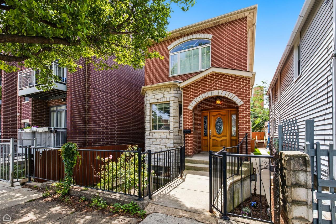 1435 W 16th St., Chicago, IL 60608