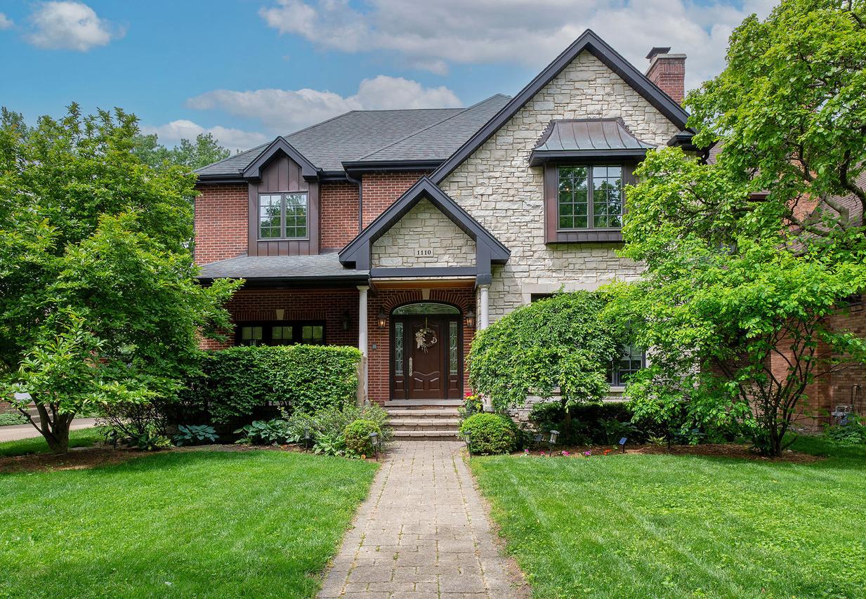1110 S Washington Ave., Park Ridge, IL 60068