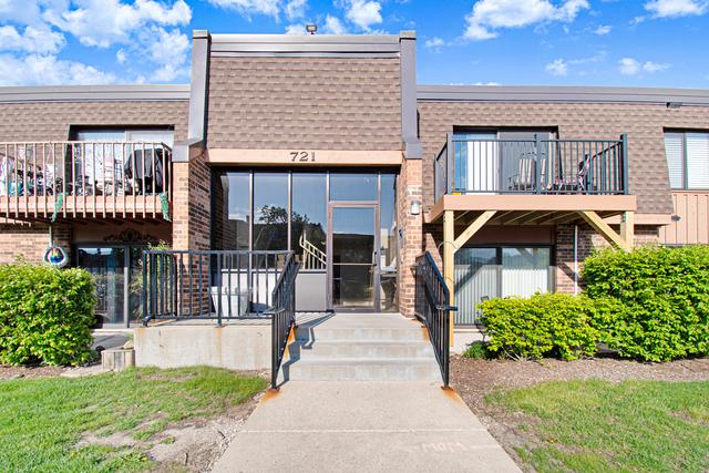 721 Tipperary Ct. #1A, Schaumburg, IL 60193