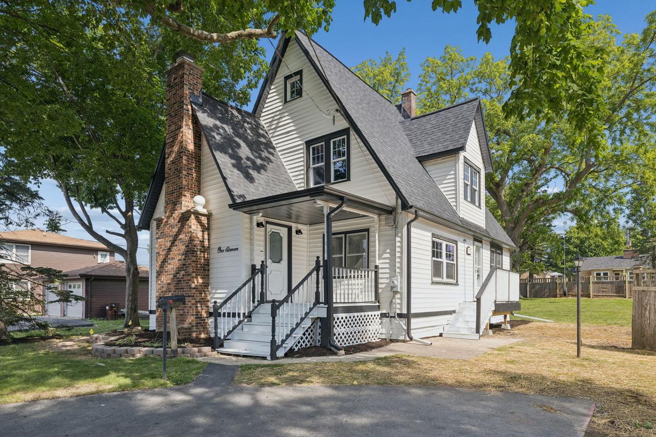111 Oak St., New Lenox, IL 60451