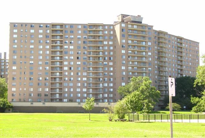 7061 N Kedzie Ave. #1102, Chicago, IL 60645