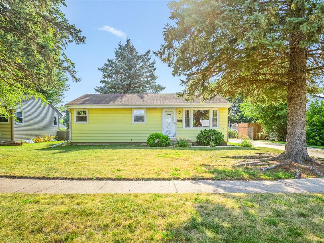 7516 Orion St., Loves Park, IL 61111