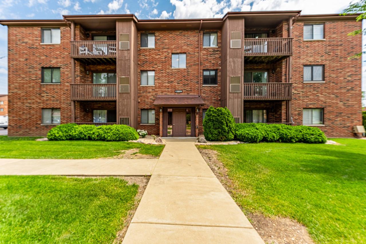15805 Peggy Ln., Oak Forest, IL 60452