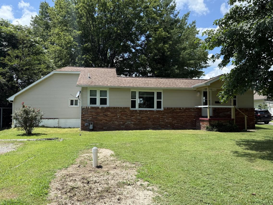 1200 S Buchanan St., Marion, IL 62959