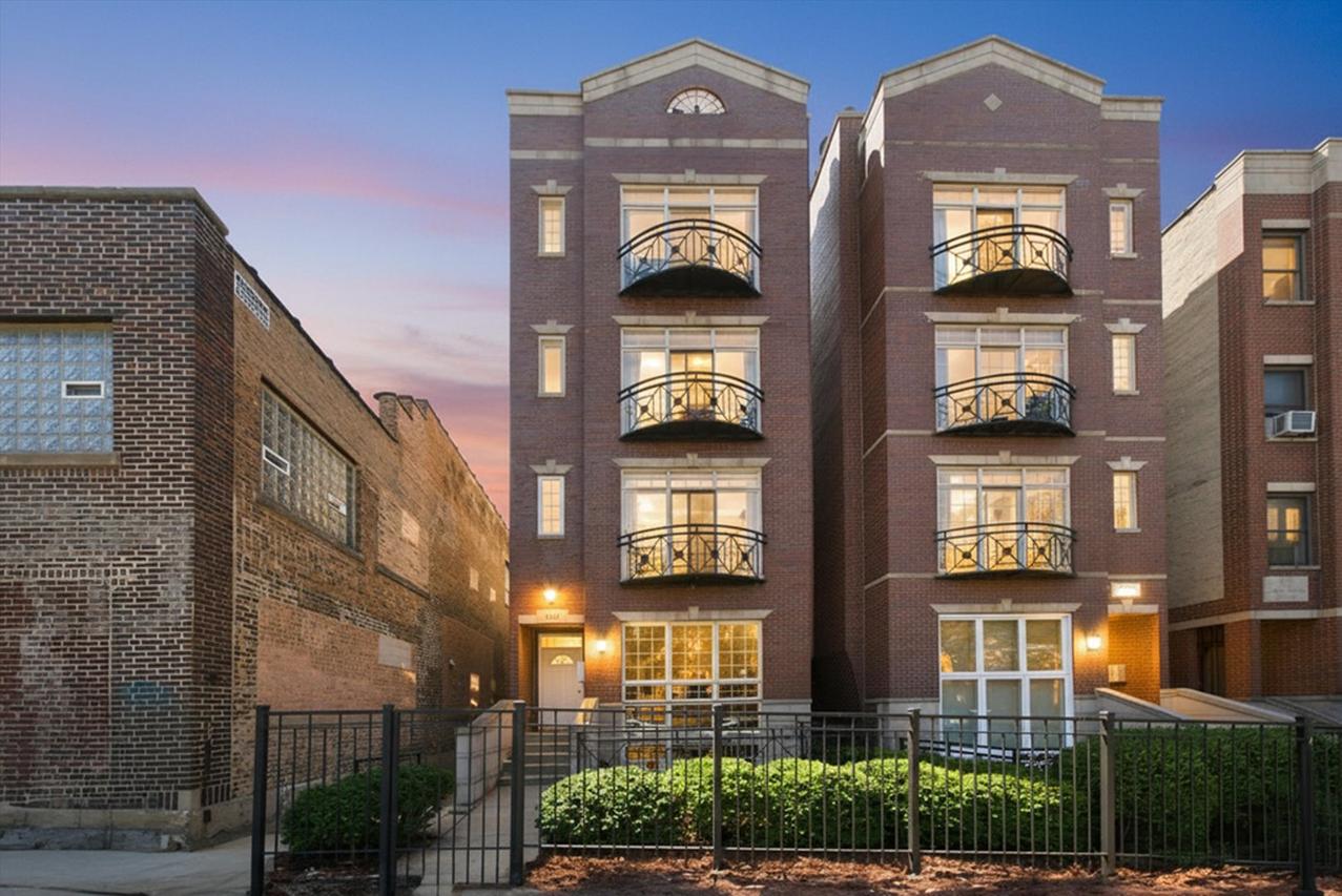 2623 W Belmont Ave. #1, Chicago, IL 60618