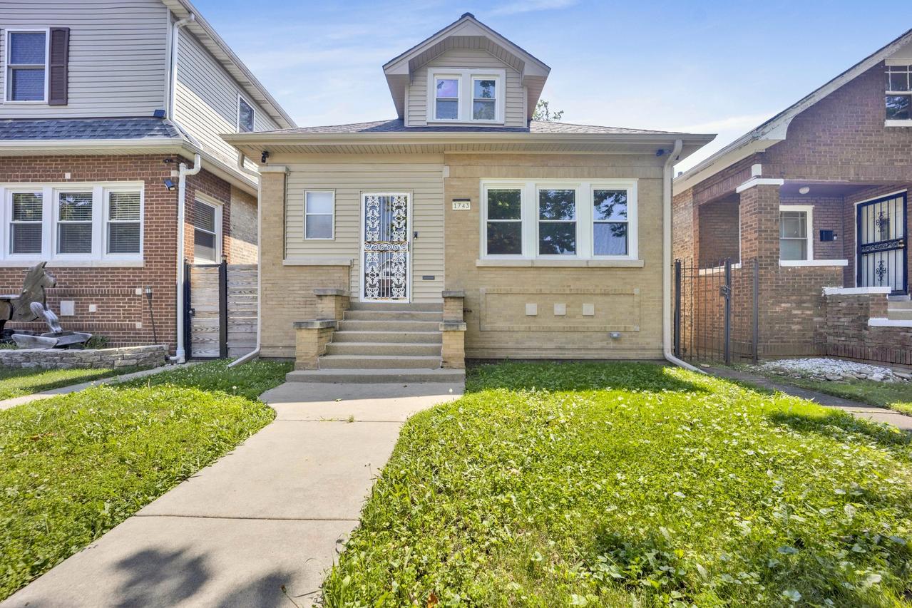 1743 N Moody Ave., Chicago, IL 60639