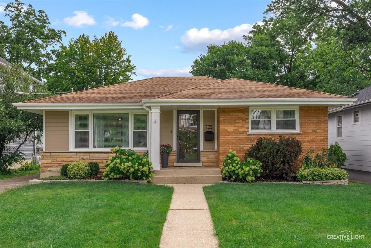 735 Western Ave., Glen Ellyn, IL 60137