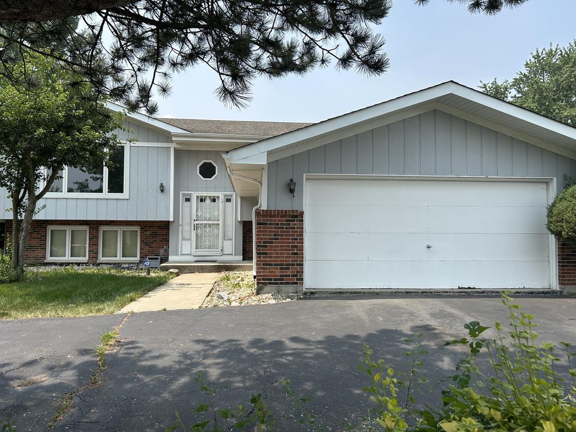 20148 Cypress Ave., Lynwood, IL 60411