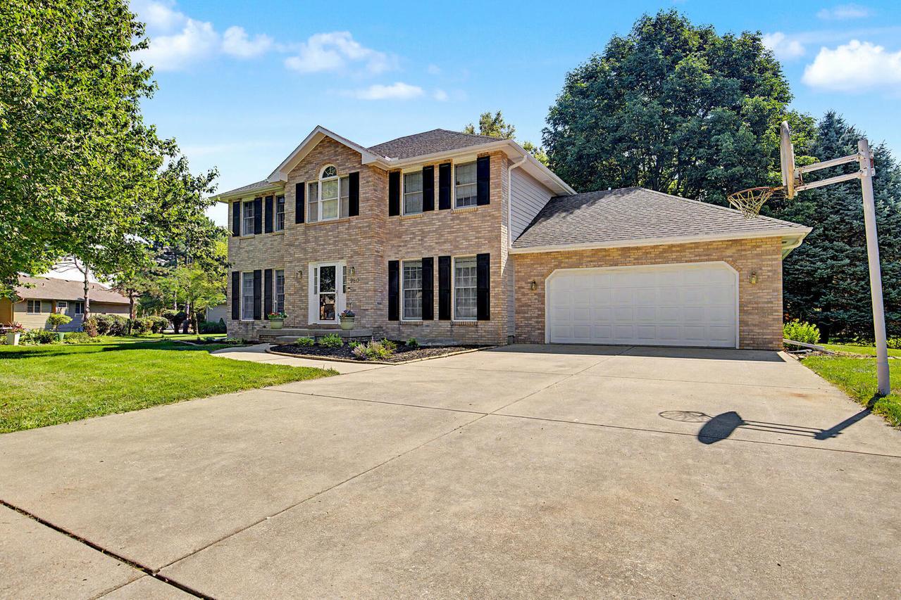 980 Stevens Creek Cir., Forsyth, IL 62535