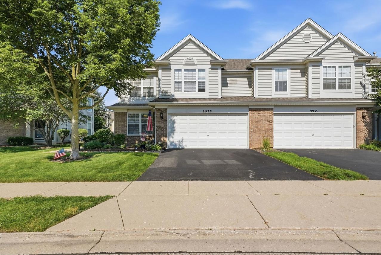 9939 Wakefield Ln., Huntley, IL 60142