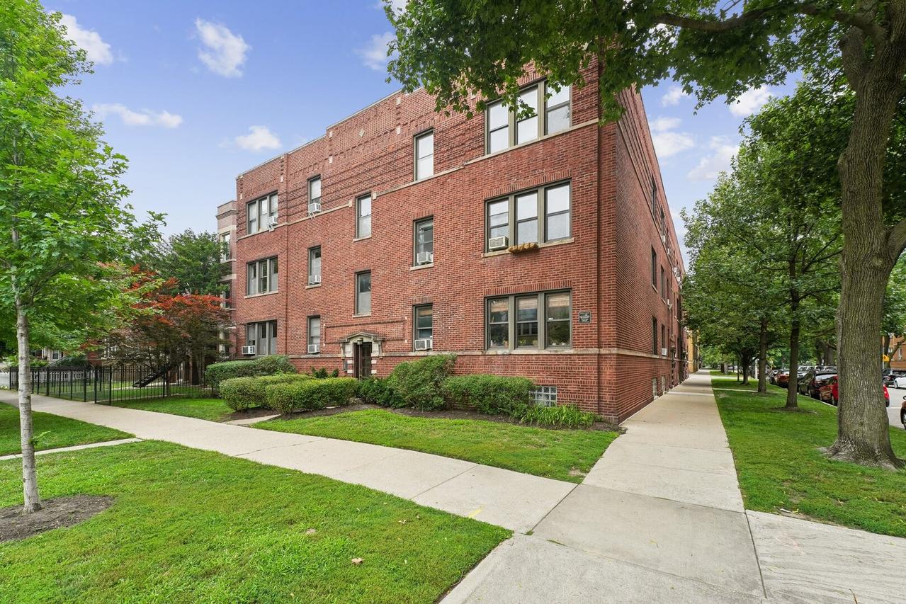 4956 N Winchester Ave. #2, Chicago, IL 60640