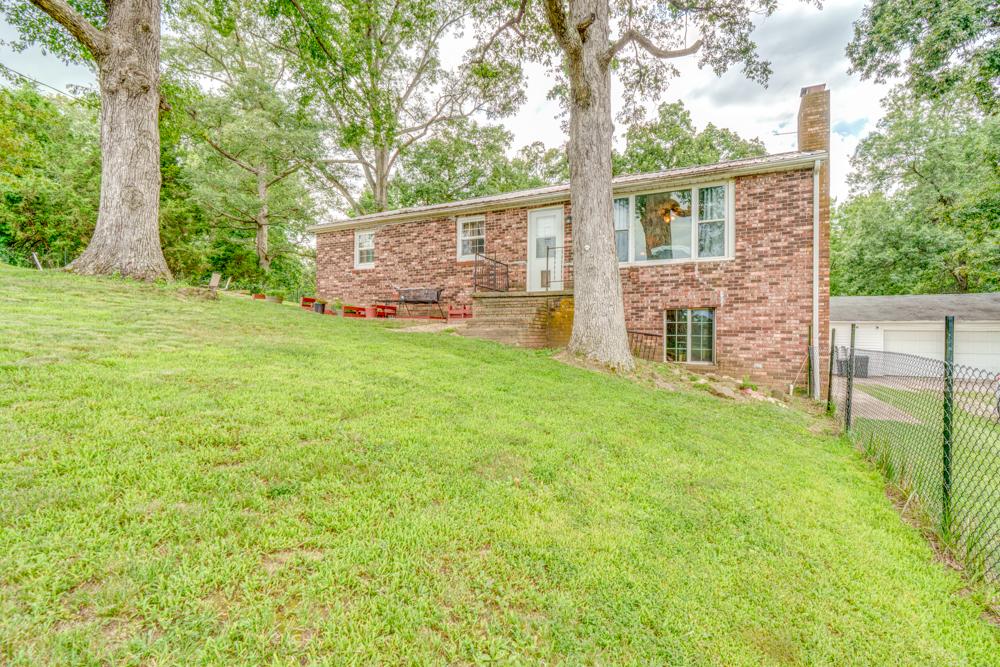 8841 N Triton Ln., Mt Vernon, IL 62864