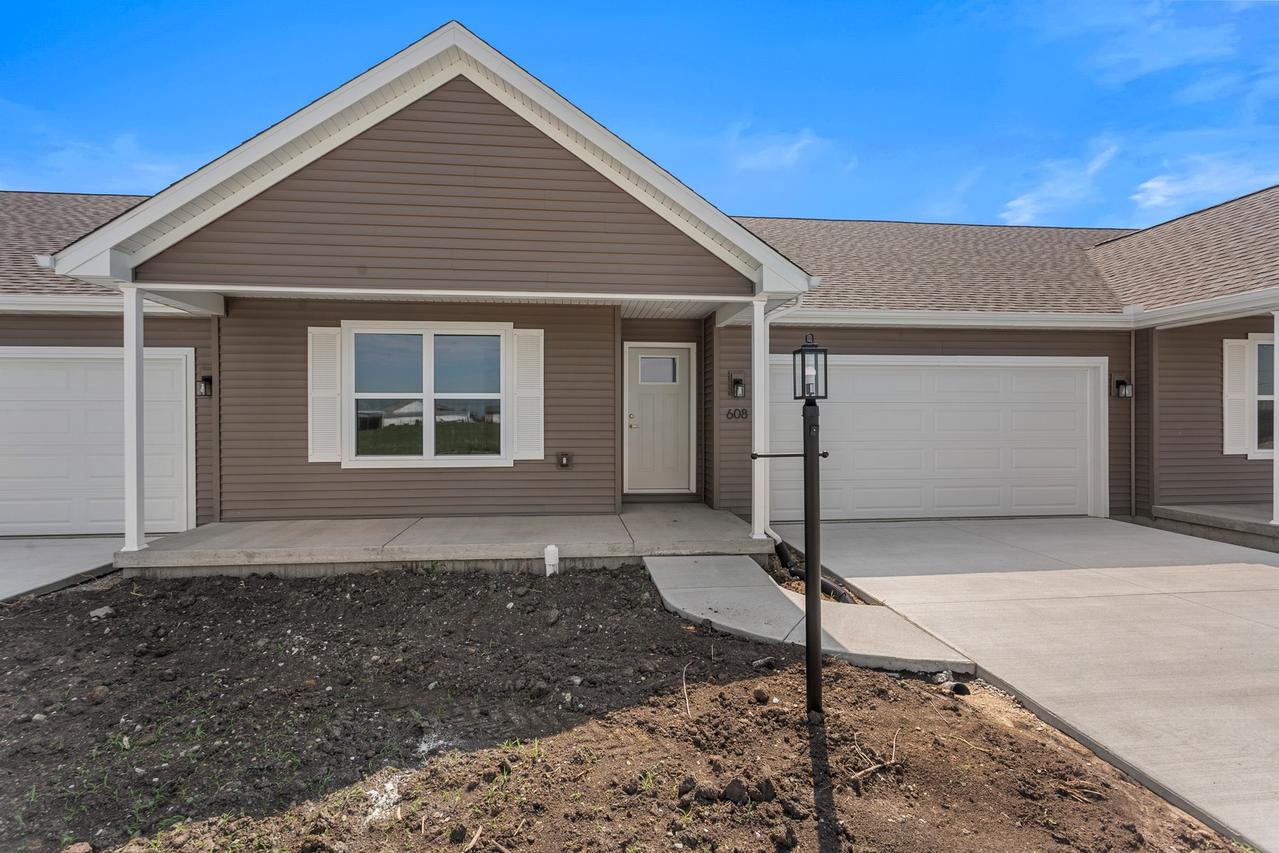 608 Patterson Dr. #2, Fisher, IL 61843