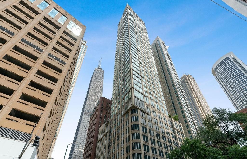 57 E Delaware Pl. #3905, Chicago, IL 60611