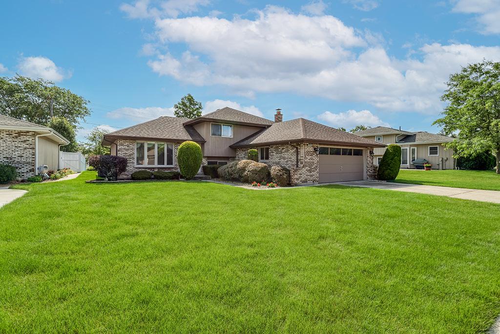 14843 Anne Ct., Oak Forest, IL 60452
