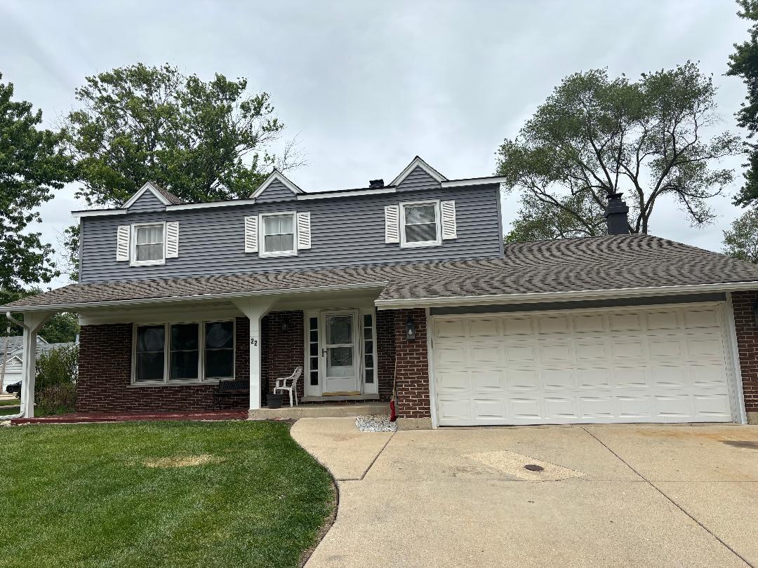 22 University Dr., Buffalo Grove, IL 60089