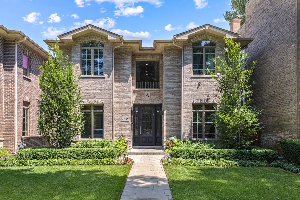 7739 Kenton Ave., Skokie, IL 60076