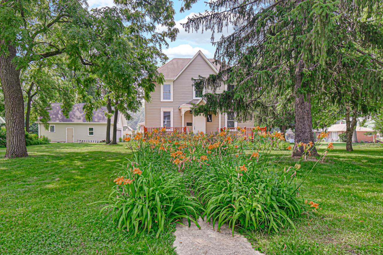 574 Herman St., Crete, IL 60417