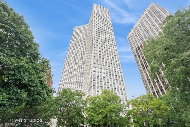 2626 N Lakeview Ave. #1002, Chicago, IL 60614