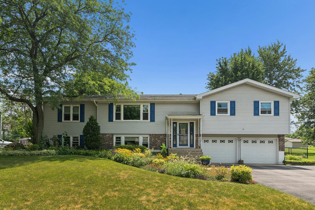 920 Regent St., New Lenox, IL 60451