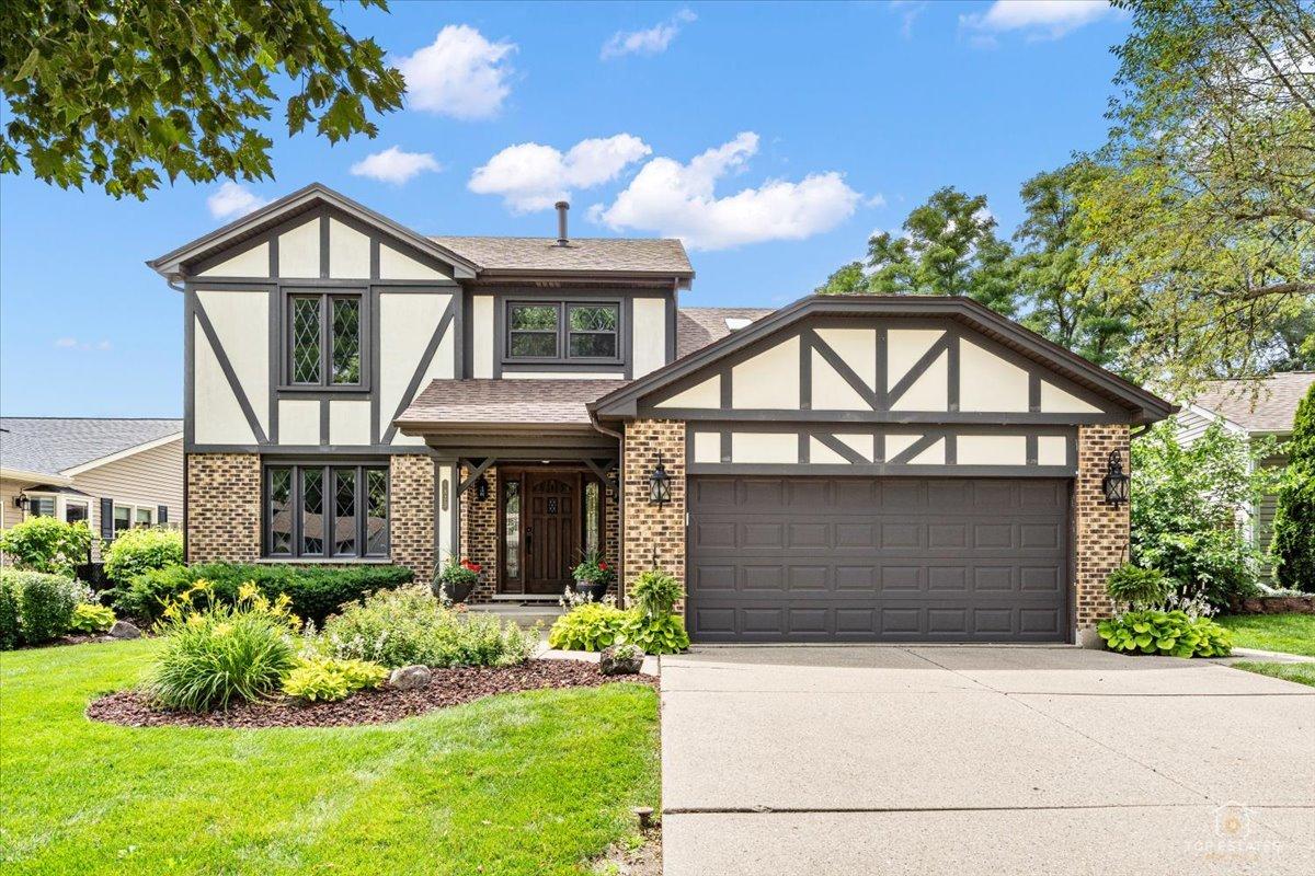 1875 Hawk Ln., Elk Grove Village, IL 60007