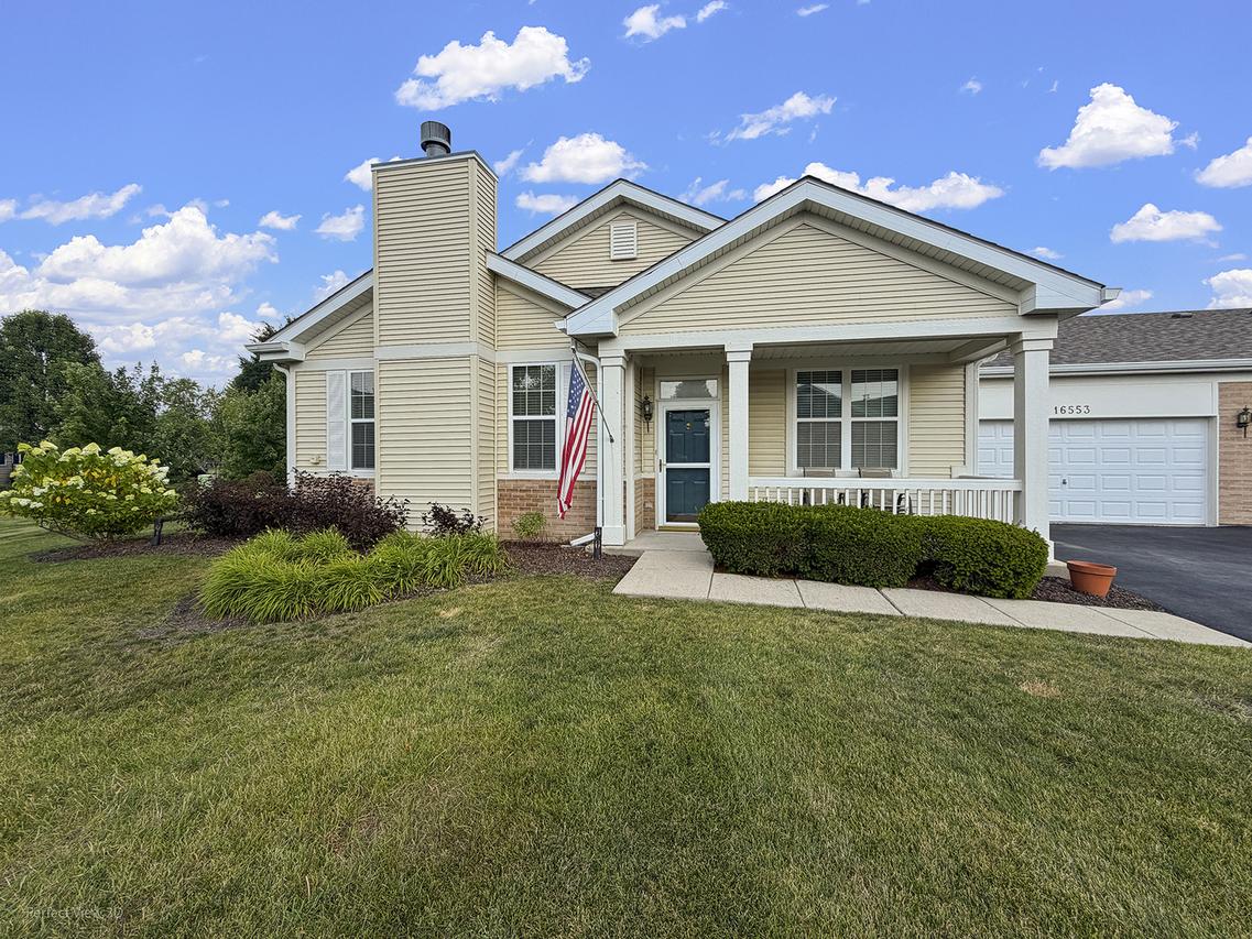 16553 Buckner Pond Way, Crest Hill, IL 60403