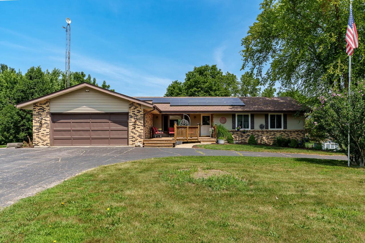 280 Knoll Rd., Belvidere, IL 61008