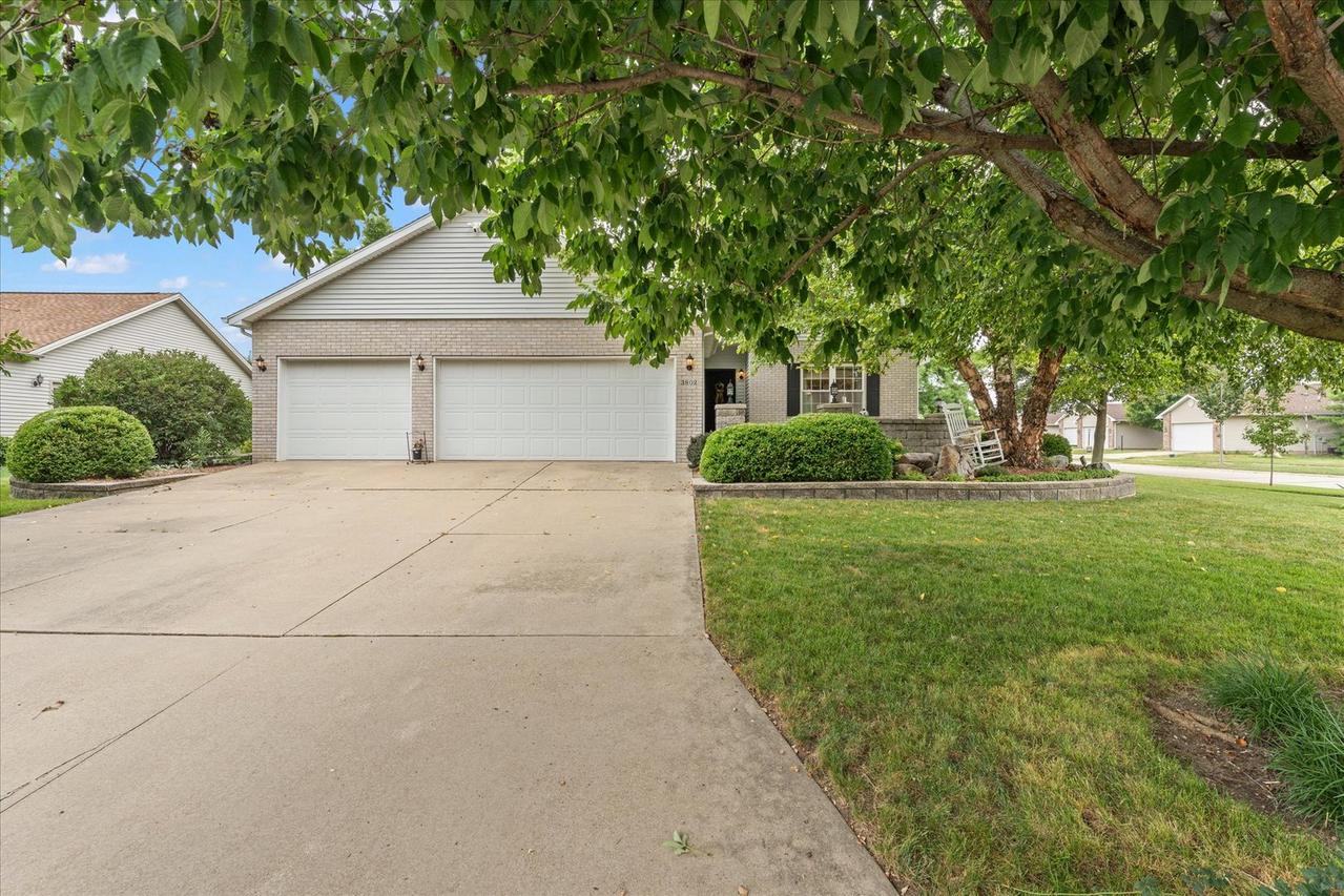3802 Crail Rd., Champaign, IL 61822