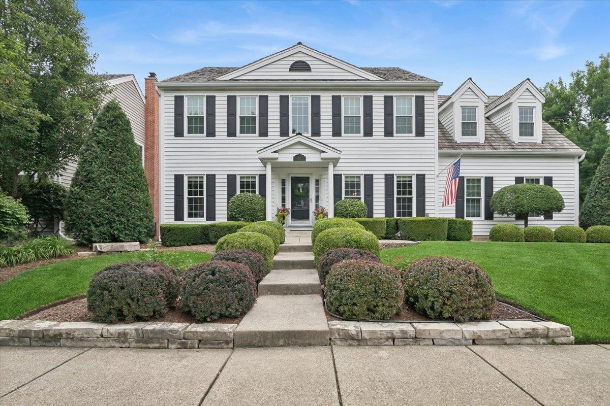 667 Waterbury Ave., Gurnee, IL 60031
