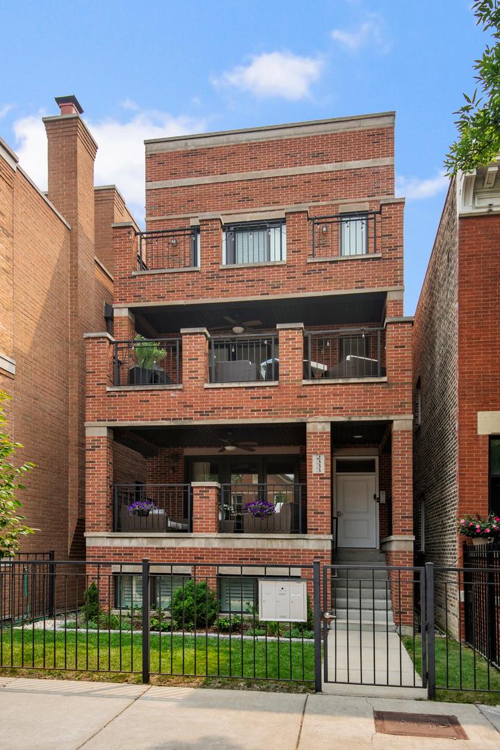 2333 N Southport Ave. #1, Chicago, IL 60614