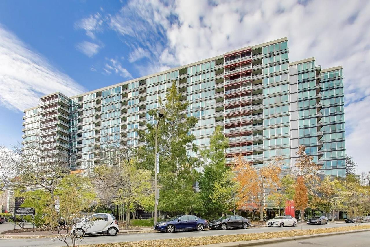 800 Elgin Rd. #913, Evanston, IL 60201