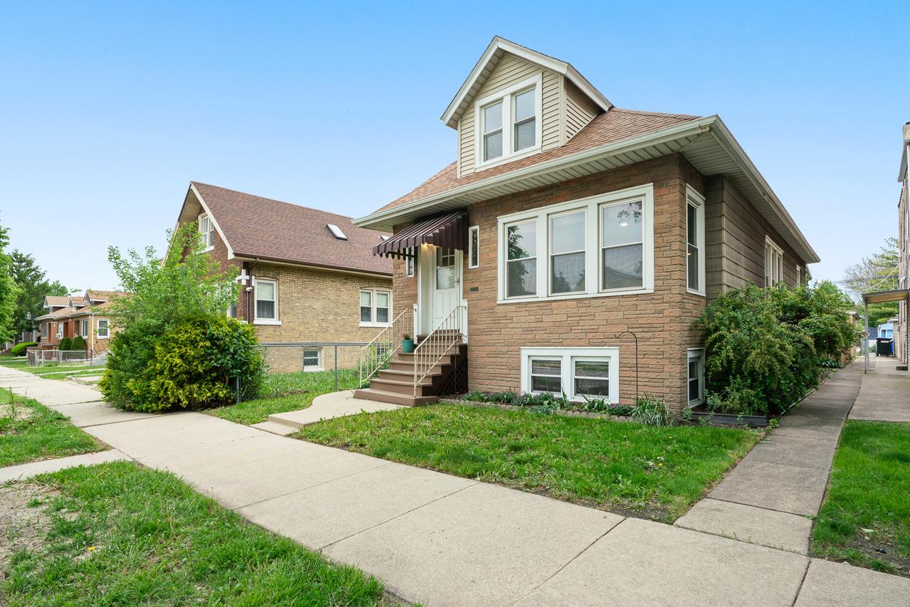 2605 N Oak Park Ave., Chicago, IL 60707
