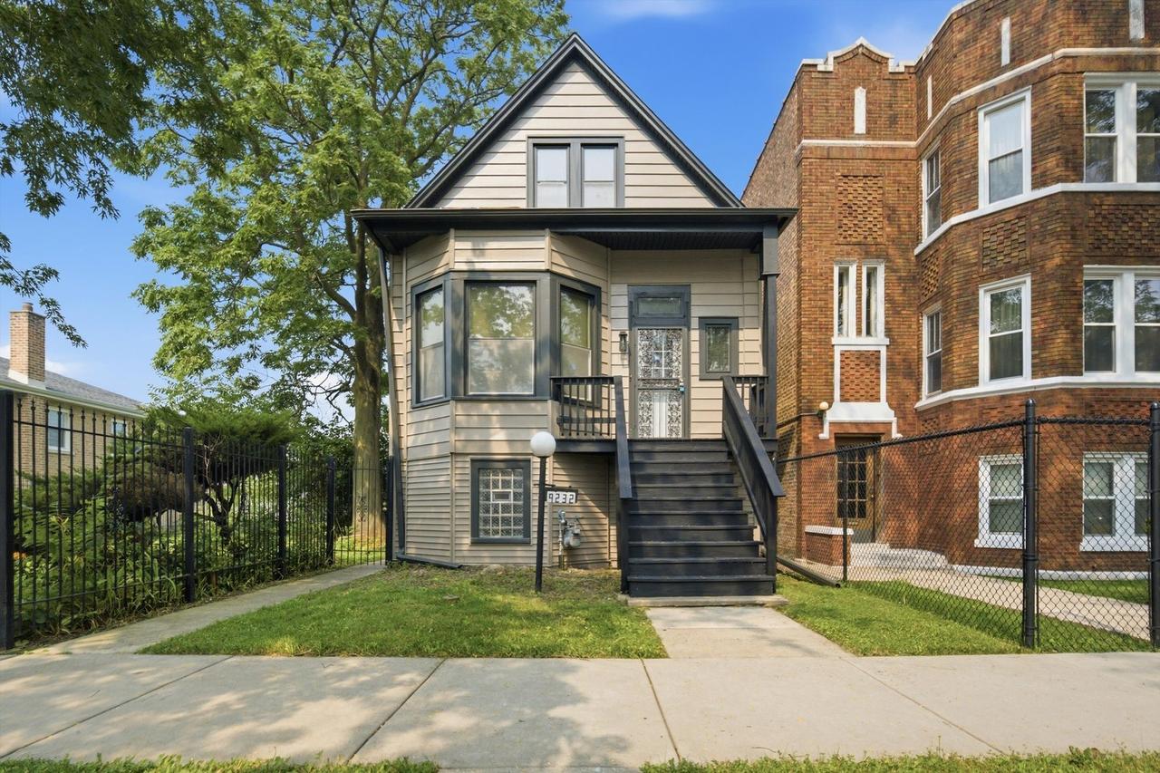 9232 S Essex Ave., Chicago, IL 60617