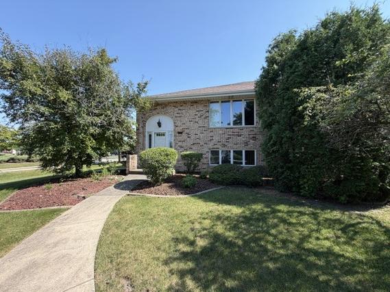 New Homes with Master Bedrooms on the 1st Floor in Orland Park: July 11th to July 17th