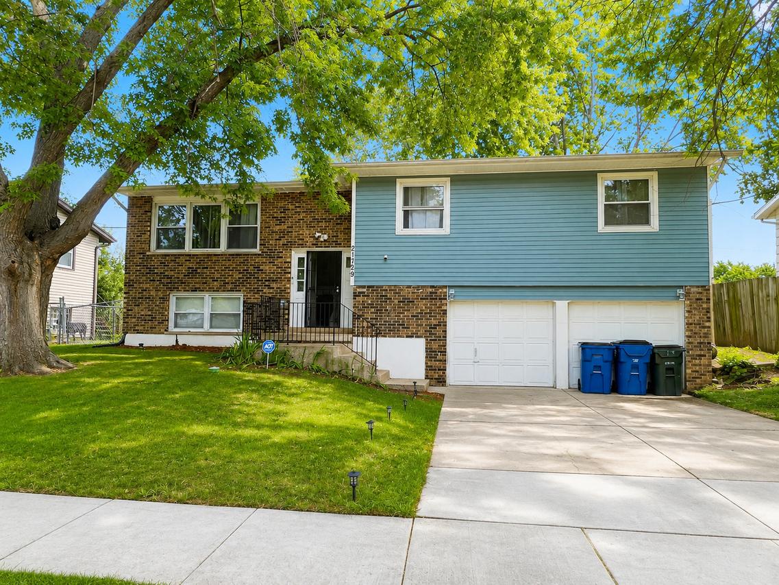 21729 Gailine Ave., Sauk Village, IL 60411