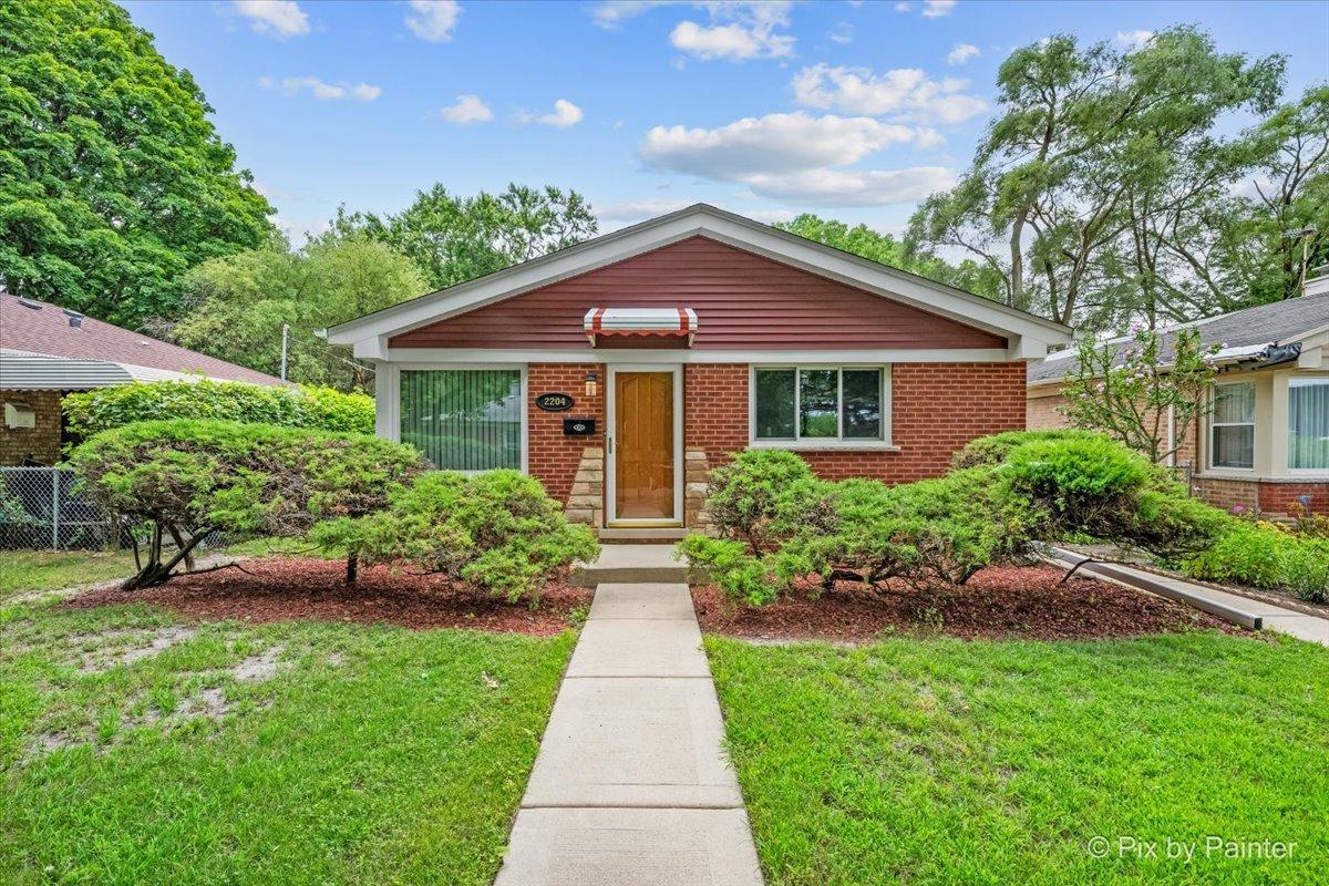 2204 Washington St., Evanston, IL 60202