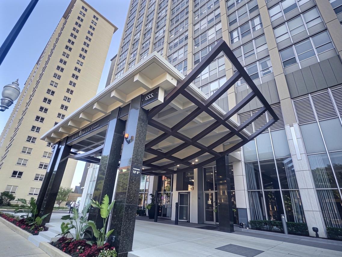 655 W Irving Park Rd. #716, Chicago, IL 60613